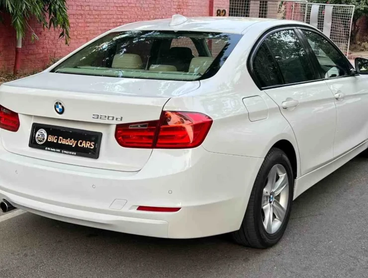 BMW-320D PRESTIGE